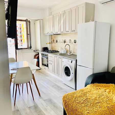 Ultracentral Palas Residence Iasi Bagian luar foto